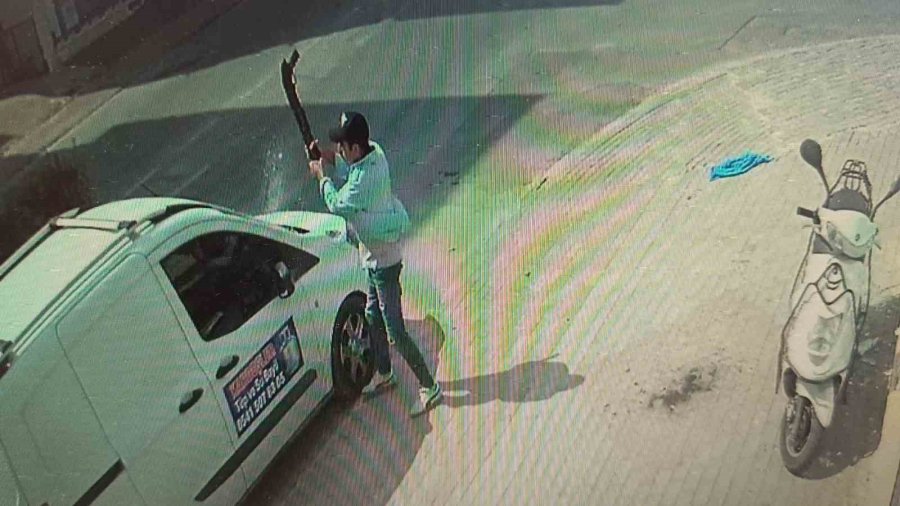 Tüp Bayiini Pompalı Tüfekle Taradı, Korku Dolu Anlar Yaşattı