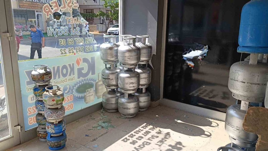 Tüp Bayiini Pompalı Tüfekle Taradı, Korku Dolu Anlar Yaşattı