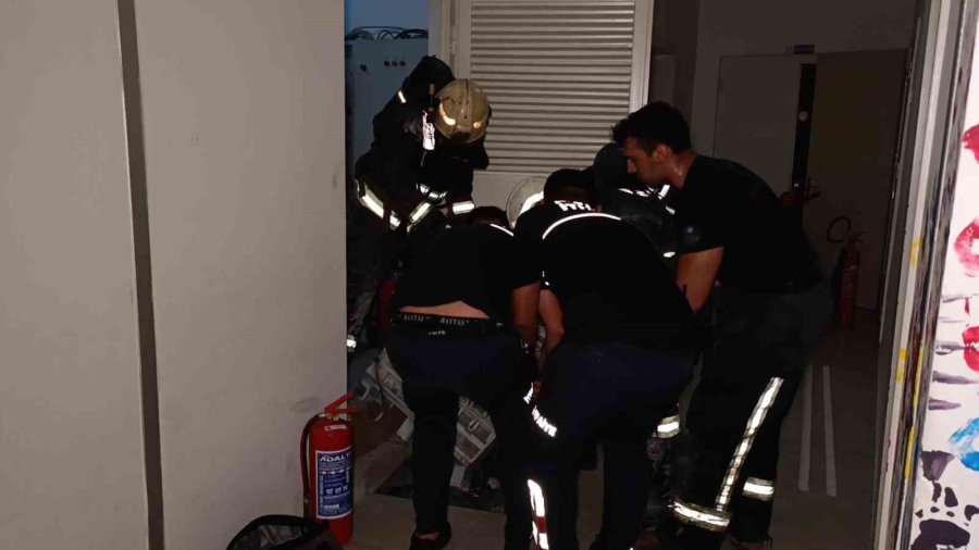 Manavgat Gençlik Merkezi’nde Yangın Paniği