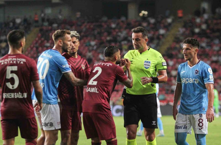 Trendyol Süper Lig: Hatayspor: 1 - Trobzonspor: 0 (ilk Yarı)