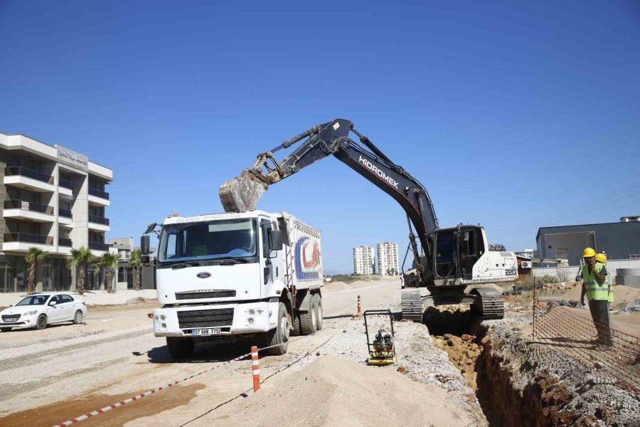 Büyükşehir’den Aksu’da 185 Milyonluk Altyapı Çalışması