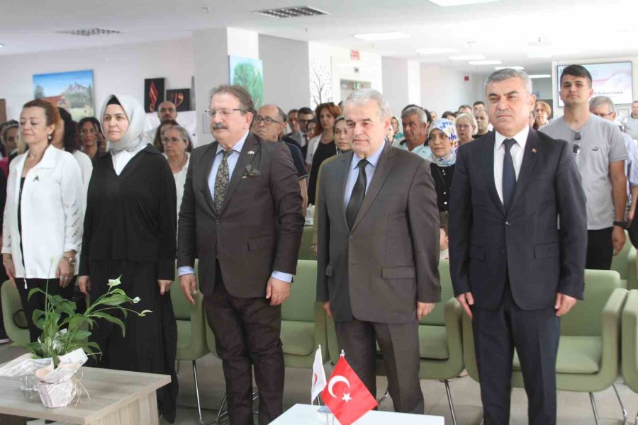 Palyatif Bakım Kliniğinde Yatan Hasta Ve Hasta Yakınları İçin Özel Moral Etkinliği