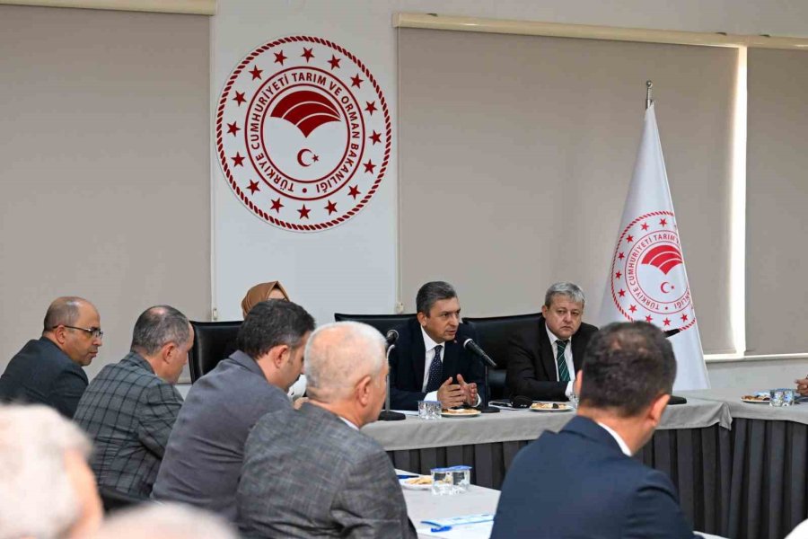 Vali Şahin: "dünya Genelinde, Ülkemizde Ve Antalya’da İklim Değişikliğine Bağlı Olarak Ciddi Bir Kuraklık Problemi Yaşıyoruz"