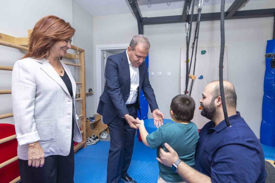 Otizm Aile Danışma Merkezi 1 Yaşında