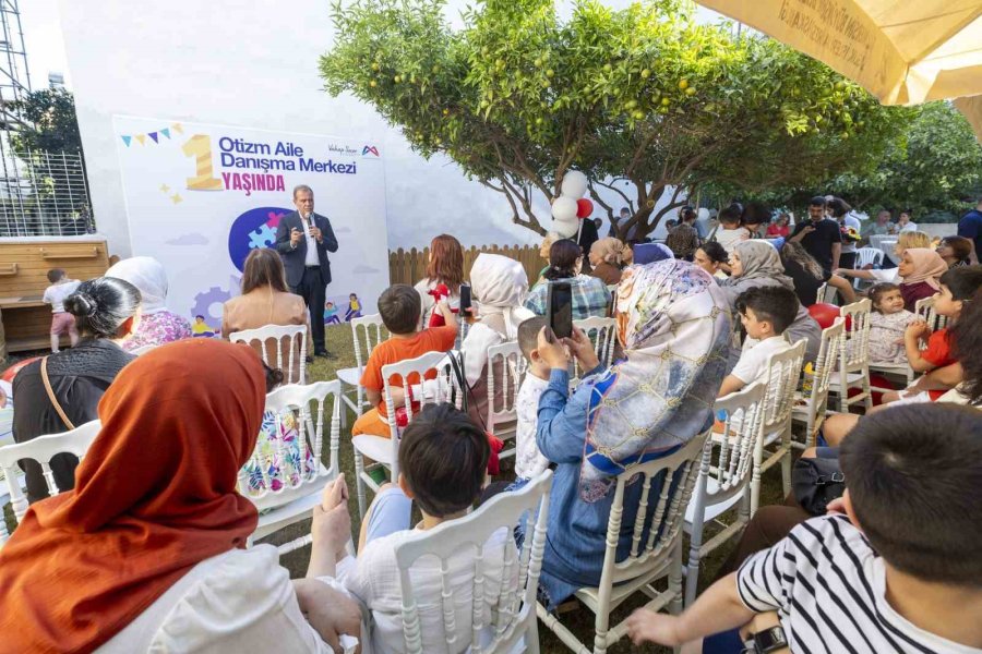Otizm Aile Danışma Merkezi 1 Yaşında