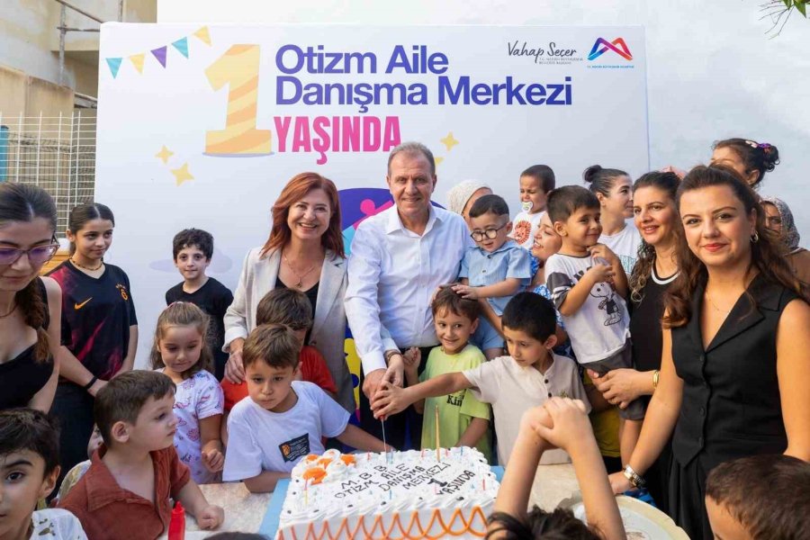 Otizm Aile Danışma Merkezi 1 Yaşında