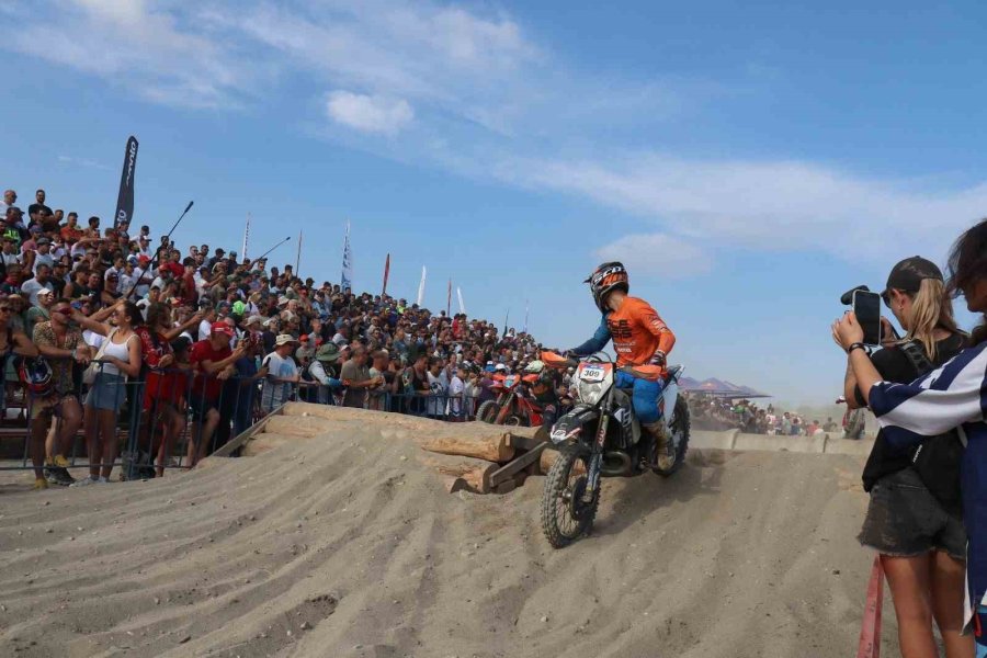 Sea To Sky Enduro Motosiklet Yarışı’nda İlk Günün Lideri Billy Bolt