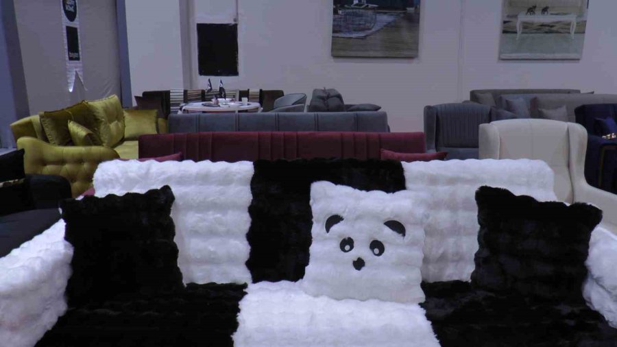 Hafta Sonu Mobilyada Halk Günü