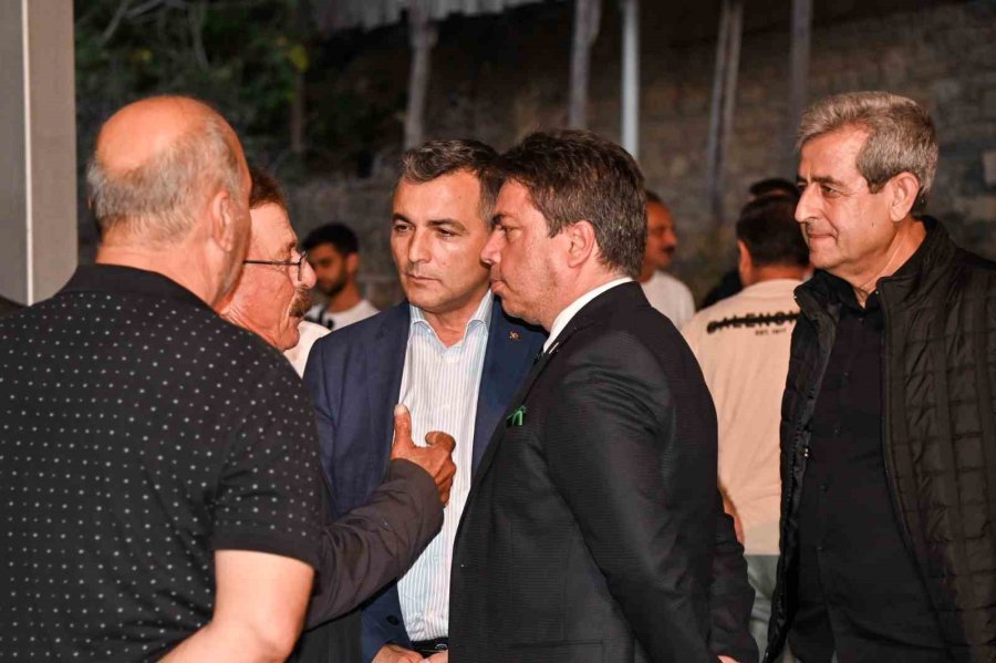 Başkan Niyazi Nefi Kara Vatandaşların Taleplerini Dinledi