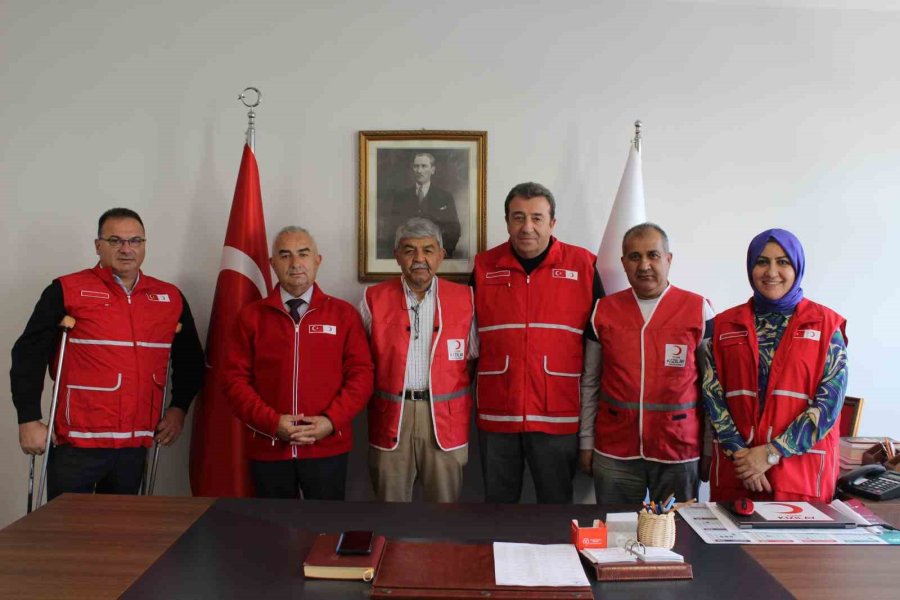 Türk Kızılay’ı Engellileri Sevindirdi