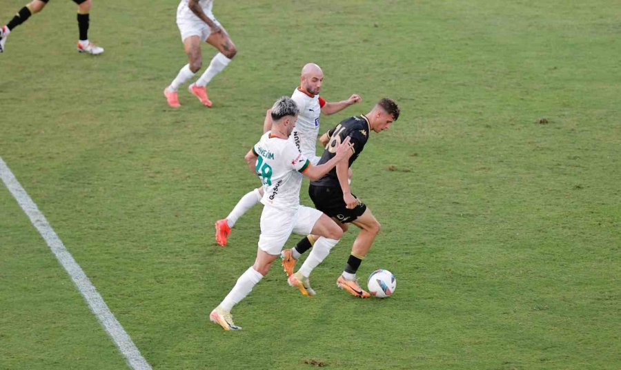 Hazırlık Maçı: Alanyaspor: 0 - Hull City: 2