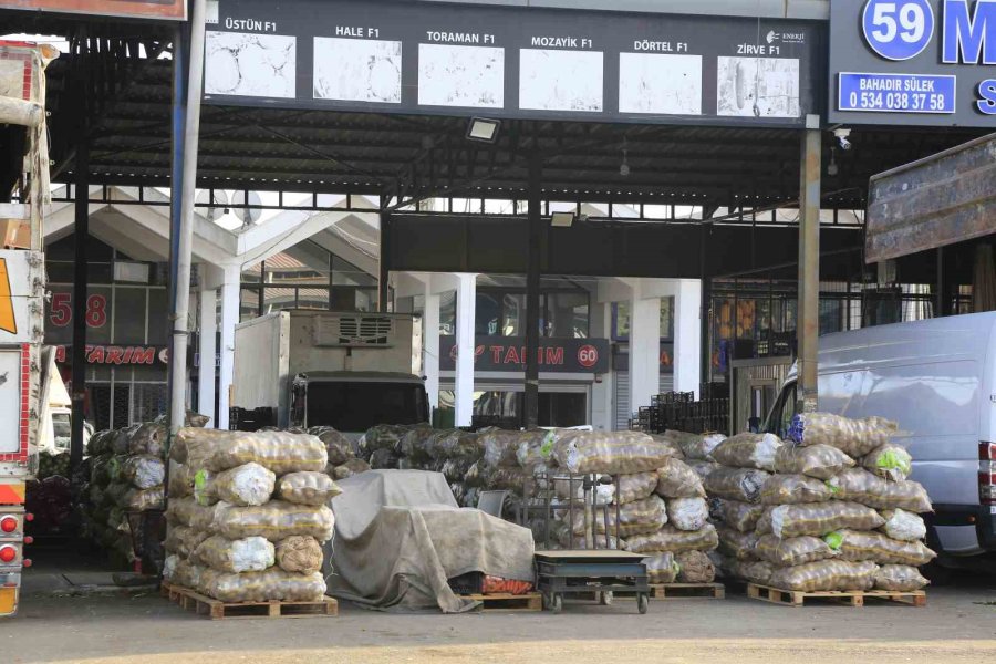 Antalya Hali’nde Ürün Satış Saati Düzenlemesi