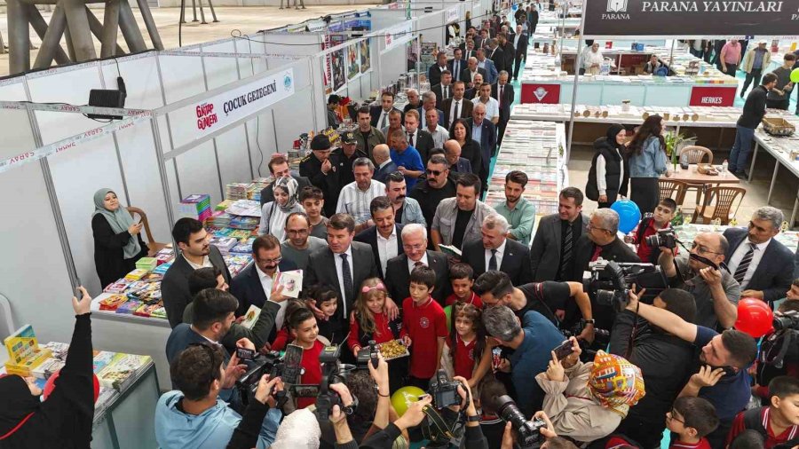 Aksaray’da 6. Kitap Günleri Başladı