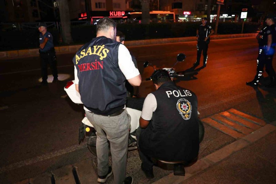 Denetimden Kaçmaya Çalışan Motosiklet Sürücüsü Yakalandı