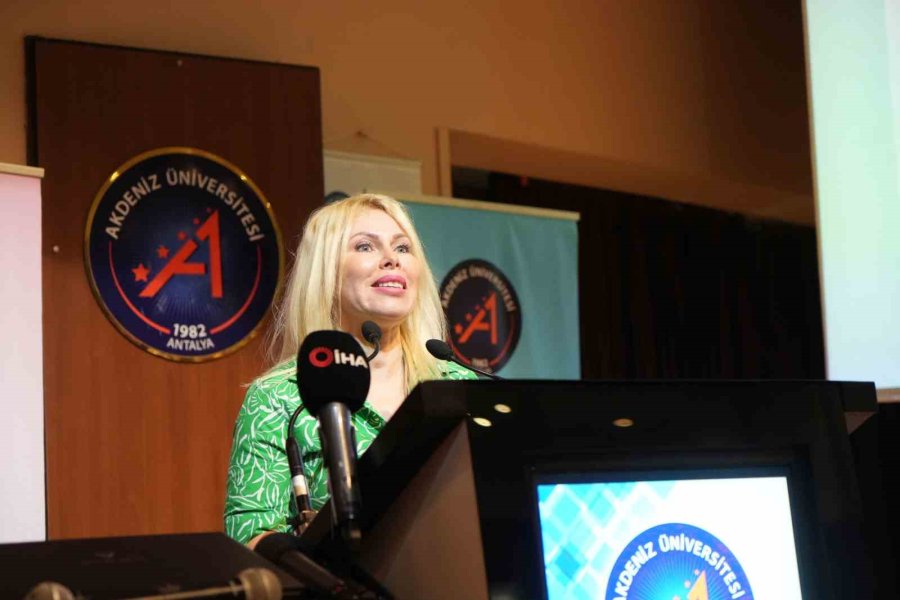 60+ Tazelenme Üniversitesinin İhtiyar Delikanlıları Dersbaşı Yaptı