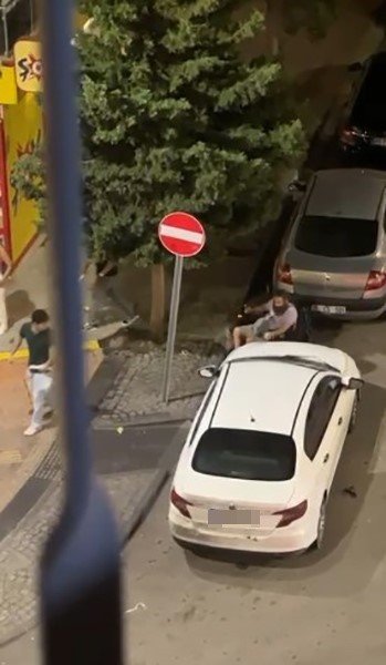 Engelli Rampası Önüne Park Edilen Araca Zarar Veren Engelli Adam: "bu Benim Tekerlekli Sandalyem Değil, Ayağım"