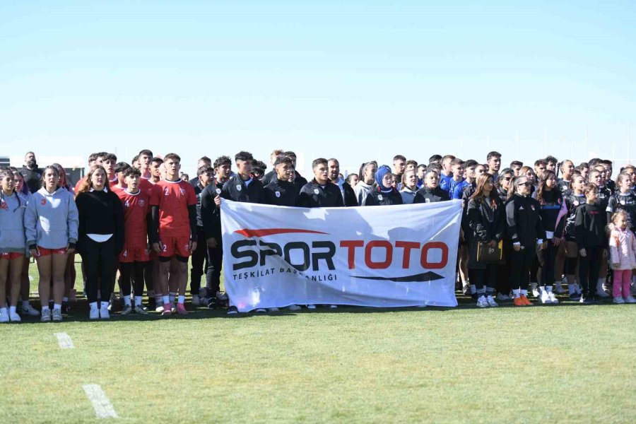 Kayseri’deki İlk: Ragbi Türkiye Şampiyonası Erciyes’te