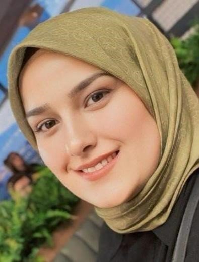 Boşandığı Eşini Öldürüp Bıçakla Kendini Ağır Yaraladı