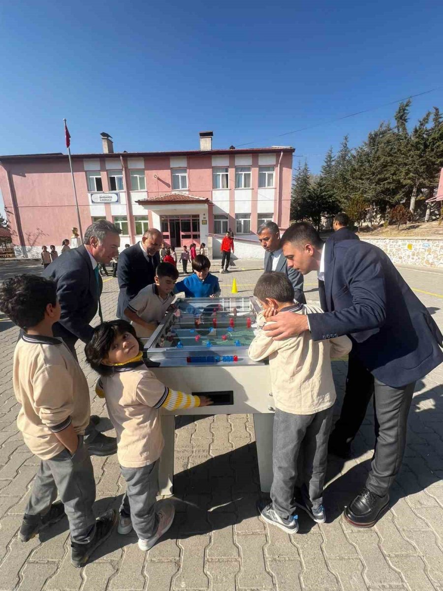 Altunhisar’da Çocuklar Okula Sporla Başlıyor