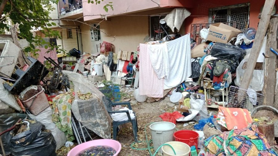 ’çöp Ev’den 24 Ton Çöp Çıktı