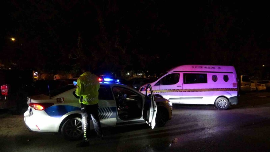 Otomobilin Çarpıp Kaçtığı Motosikletli Ağır Yaralandı, Sürücü 3 Saat Sonra Teslim Oldu