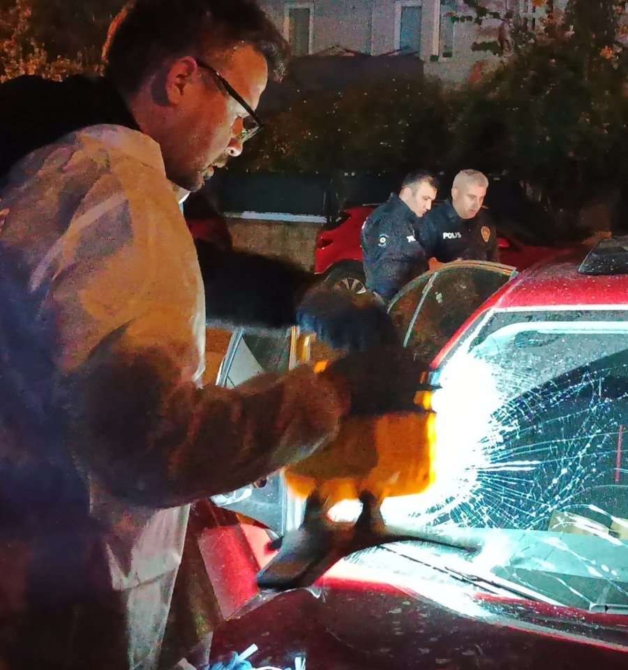 Otomobilin Çarpıp Kaçtığı Motosikletli Ağır Yaralandı, Sürücü 3 Saat Sonra Teslim Oldu