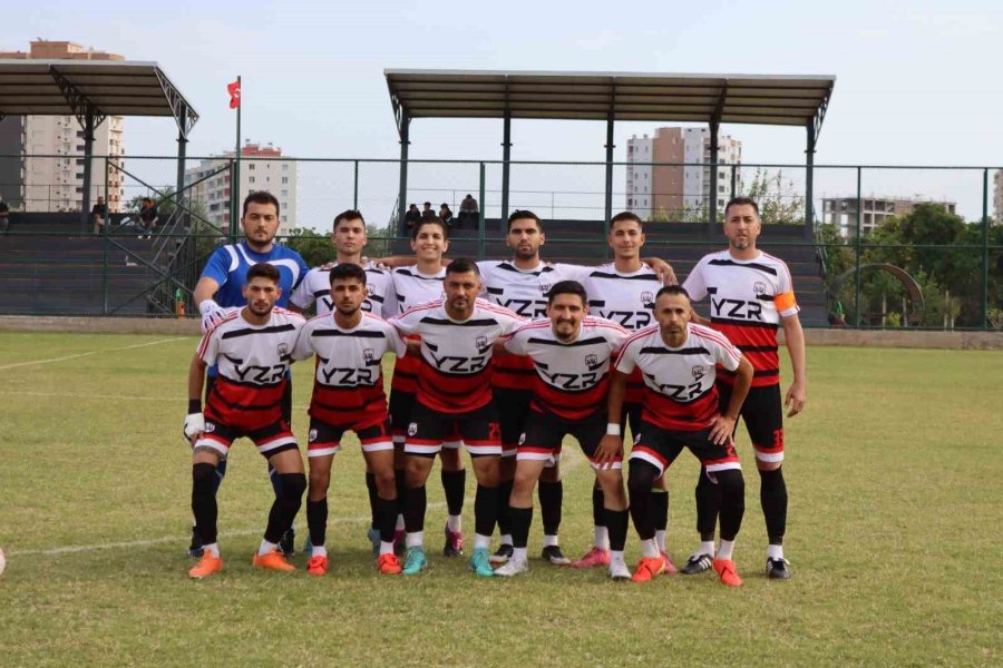 Mersin’de Amatör Maçta Kavga Çıktı, Ortalık Savaş Alanına Döndü