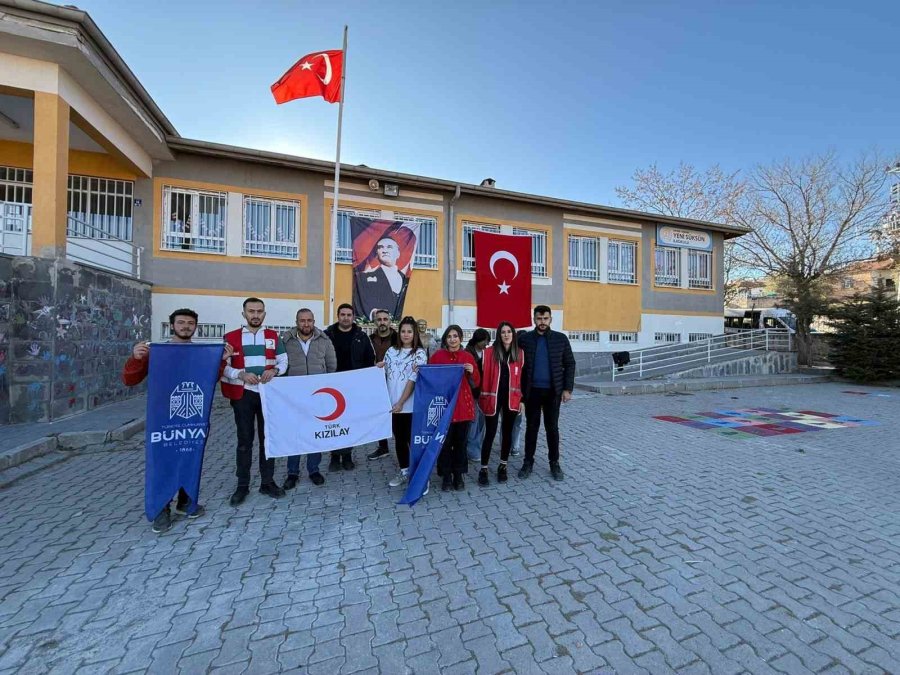 Bünyan’da Okul Yolları Renklendirildi