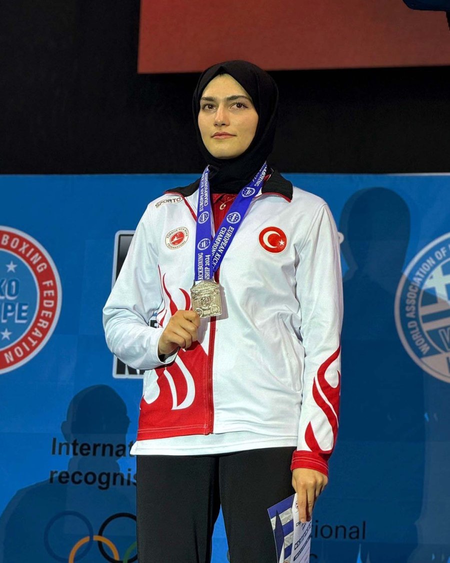 Antalyasporlu Sena, Avrupa İkincisi