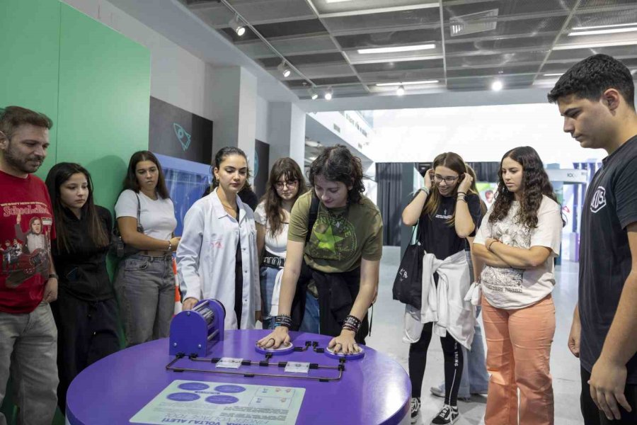 Mercan İklim Ve Çevre Bilim Merkezi, Bilim Meraklılarını Ağırladı