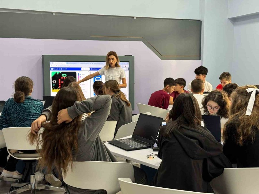 Mercan İklim Ve Çevre Bilim Merkezi, Bilim Meraklılarını Ağırladı