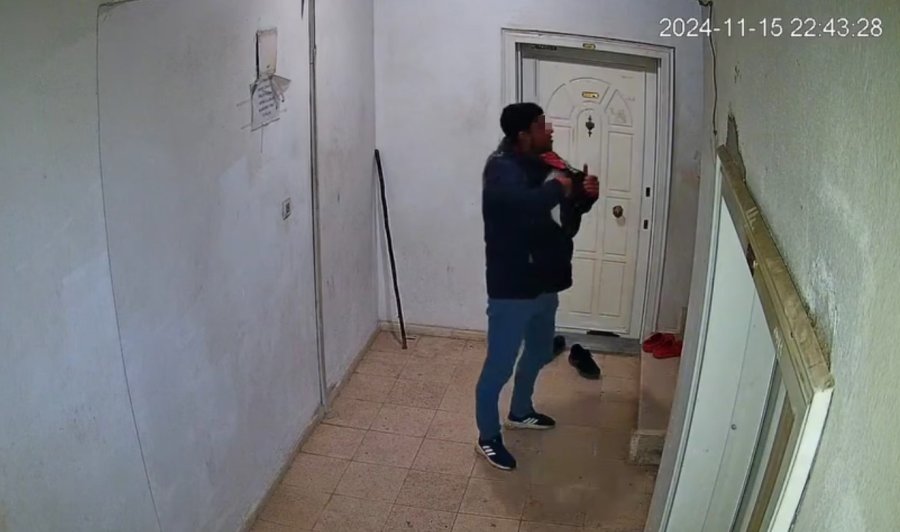 Ayakkabı Hırsızlığı Güvenlik Kamerasında