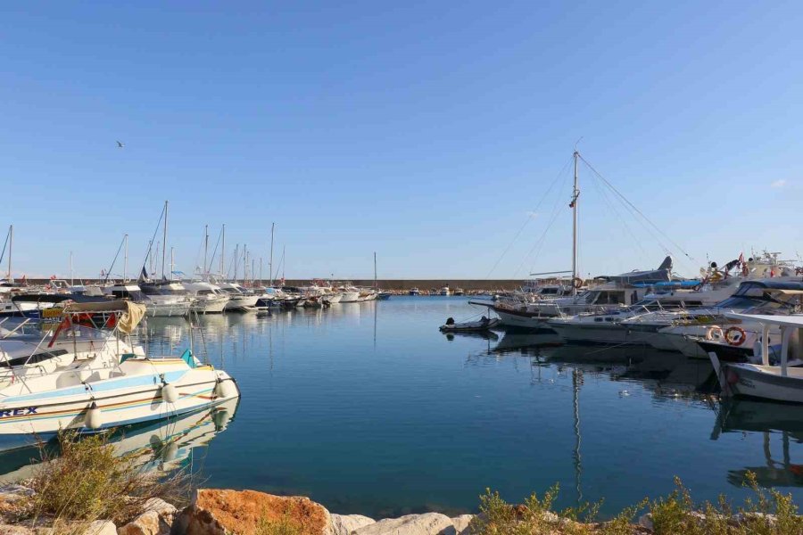 Rüşvet Operasyonu’nun Ardından Balıkçı Barınağı Yönetimine Kayyım Atandı