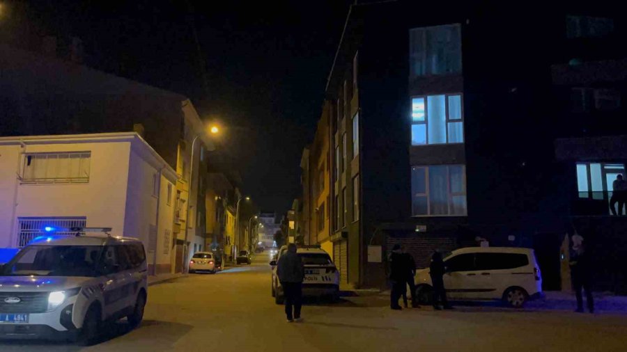 Komşular Arasındaki Temizlik Tartışmasında 13 Yaşındaki Çocuk Bıçaklanarak Ağır Yaralandı