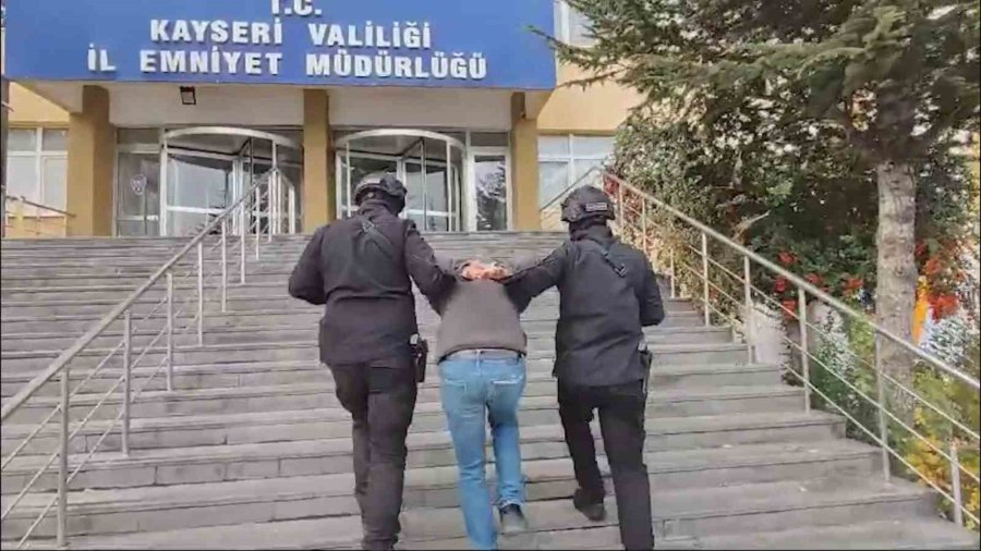Kayseri’de Fetö Liderinin Koruması Yakalandı