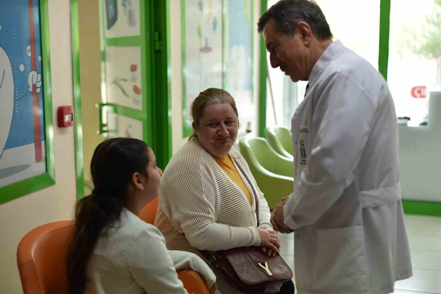 Çocuk Ağız Ve Diş Sağlığı Polikliniği’nden Yararlanan Çocuk Sayısı 78 Bini Aştı