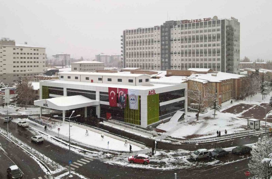 Erü’nün Yeni Acil Ek Binası Açıldı