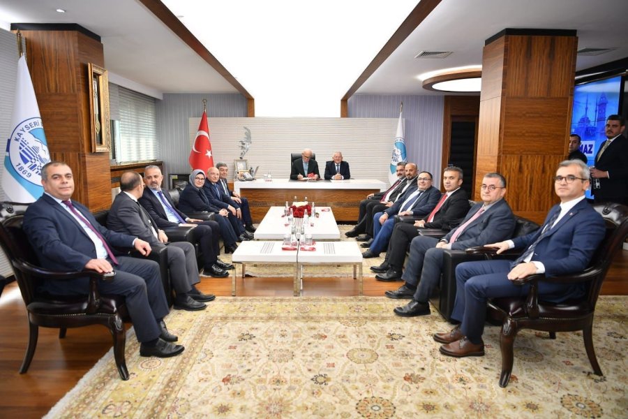 Ak Parti Yerel Yönetimler Başkanı Yılmaz: "ak Parti Siyasetimizin Sorumluluklarını Ve Hepimize Yansıyan Boyutunu İnceledik"