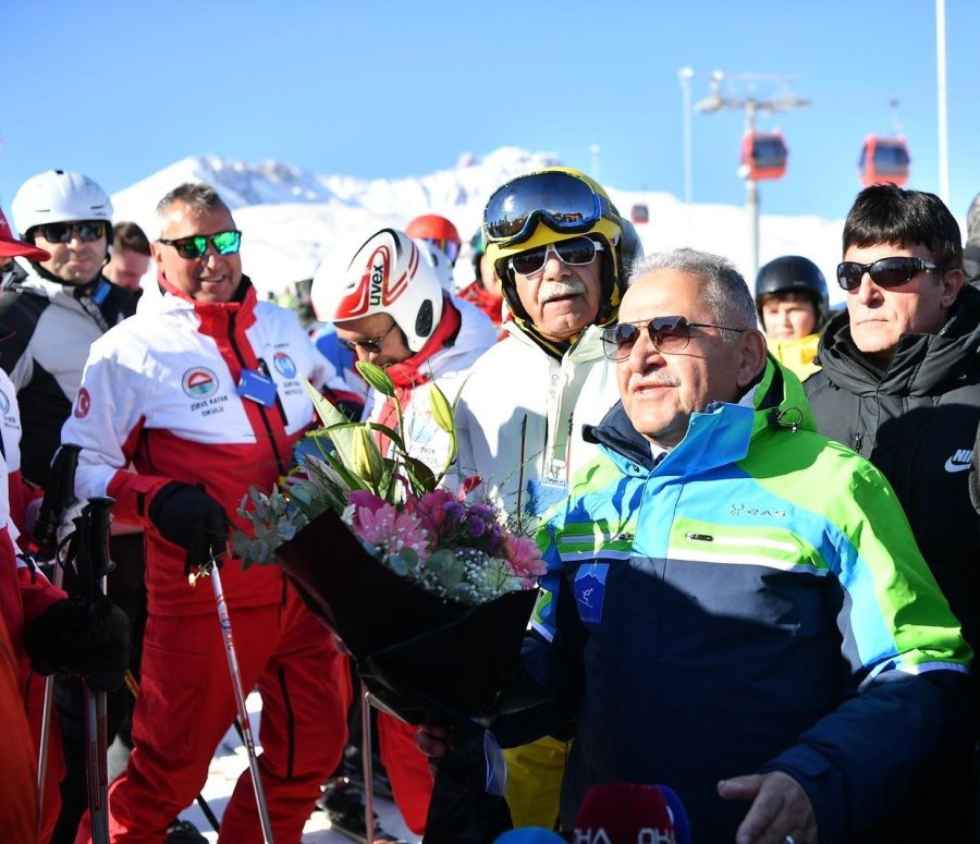 Erciyes’te Kayak Sezonu Başladı