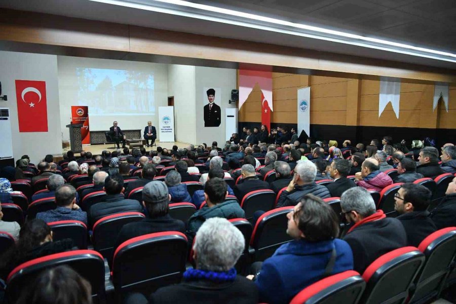 Başkan Büyükkılıç, ‘osmanlı Devlet Geleneğinde Protokol Konferası’na Katıldı