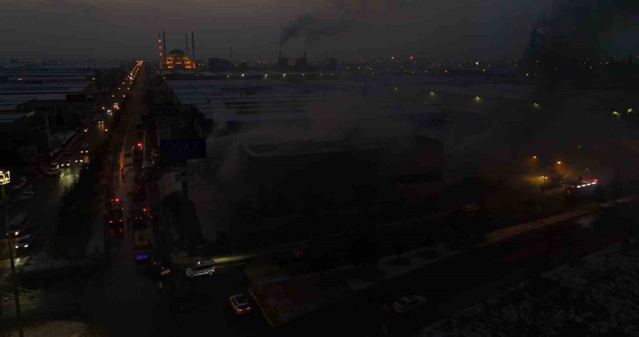 Kayseri’de Fabrika Yangınındaki Hasar Havadan Görüntülendi