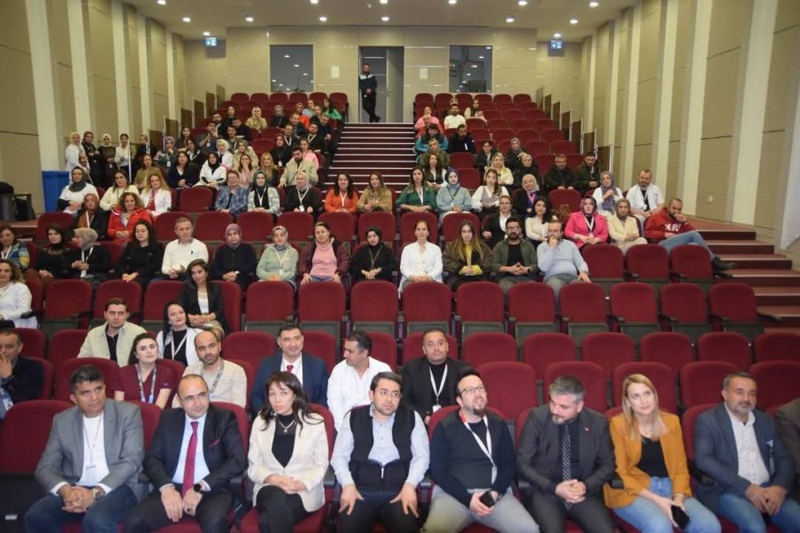 Kayseri Şehir Hastanesi’nde 29 Kasım Tıbbi Sekreterler Günü Kutlandı