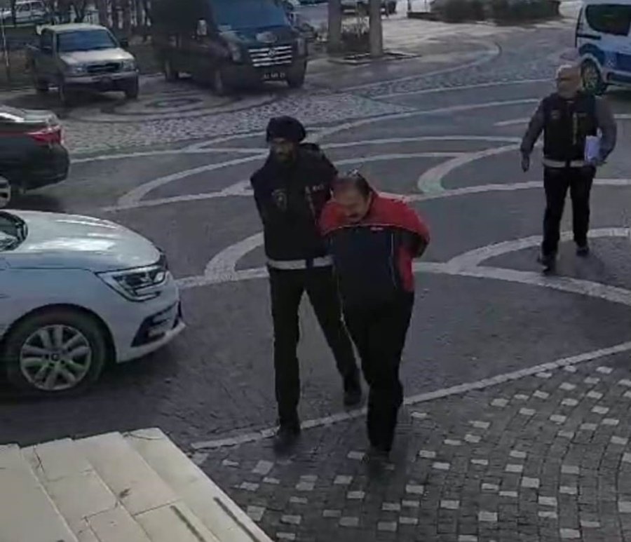 Konya’da Sahte Alkol Operasyonu