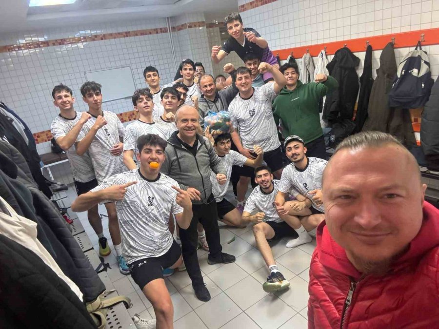 Kayseri Elit Voleybol Fark Attı