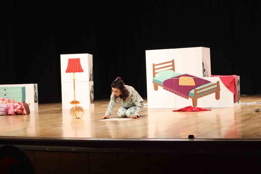 Kepez Kent Tiyatrosu’ndan Çocuklar İçin “bu Benim Masalım”