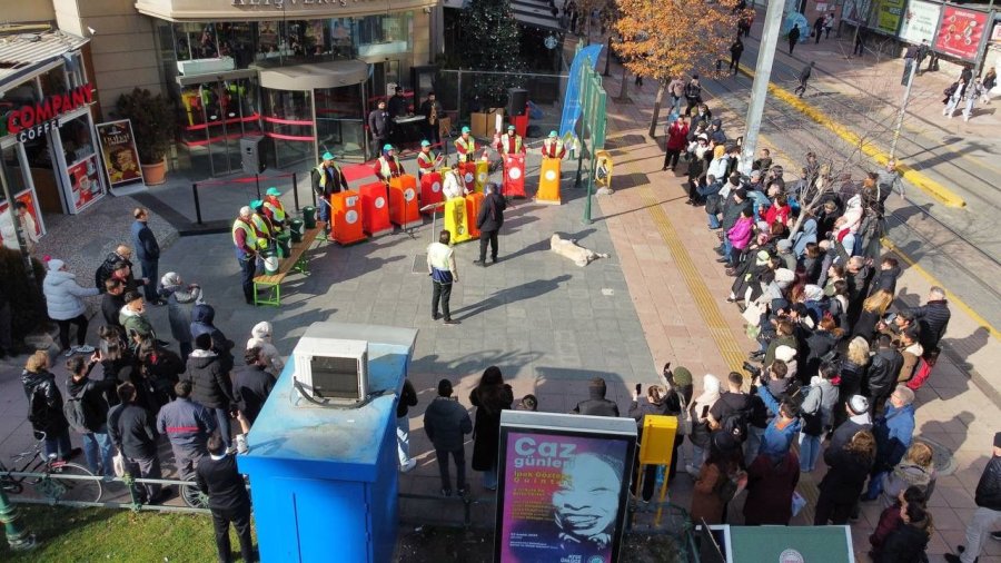 Eko Şov Ritim Grubu’ndan Eskişehirlilere Konser