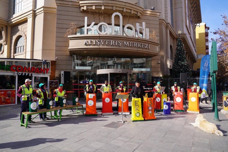 Eko Şov Ritim Grubu’ndan Eskişehirlilere Konser