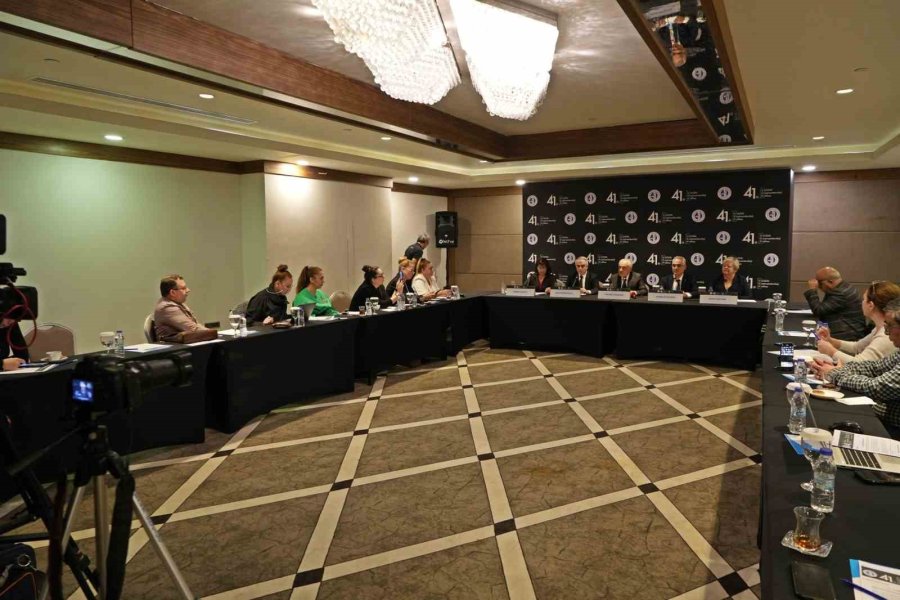 Sindirim Sisteminin Uzmanları Antalya’da Buluştu