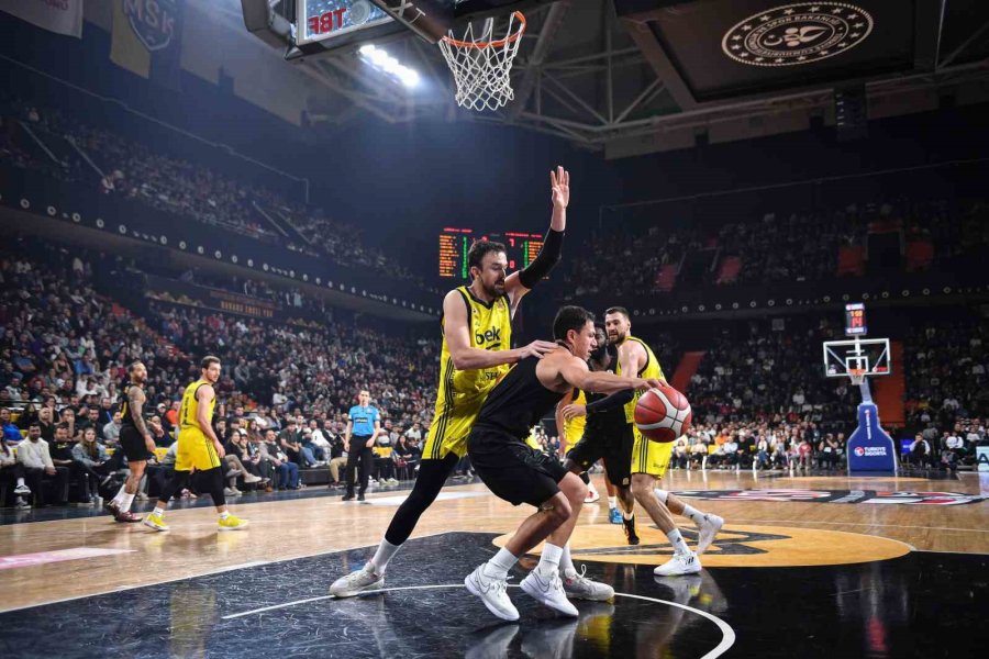 Türkiye Basketbol Süper Ligi: Mersin Spor: 69 - Fenerbahçe: 98