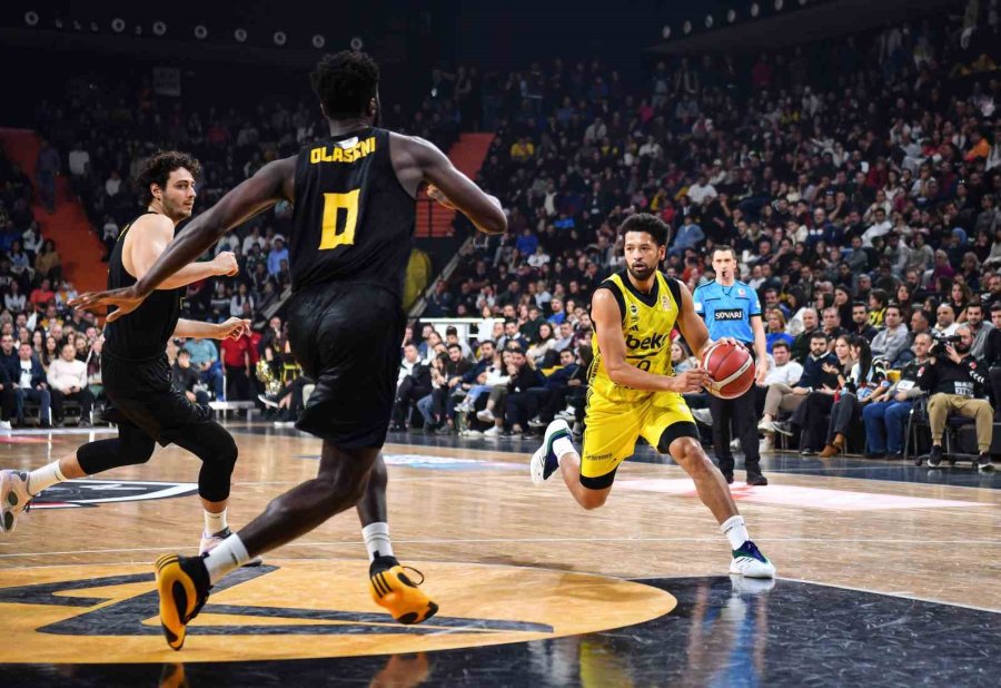 Türkiye Basketbol Süper Ligi: Mersin Spor: 69 - Fenerbahçe: 98